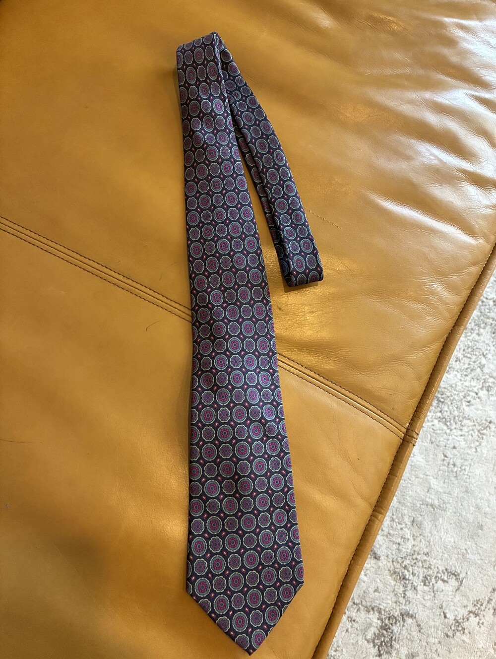 Vintage Cricketeer Mens Navy Floral Medslion Necktie - Blue And Magenta